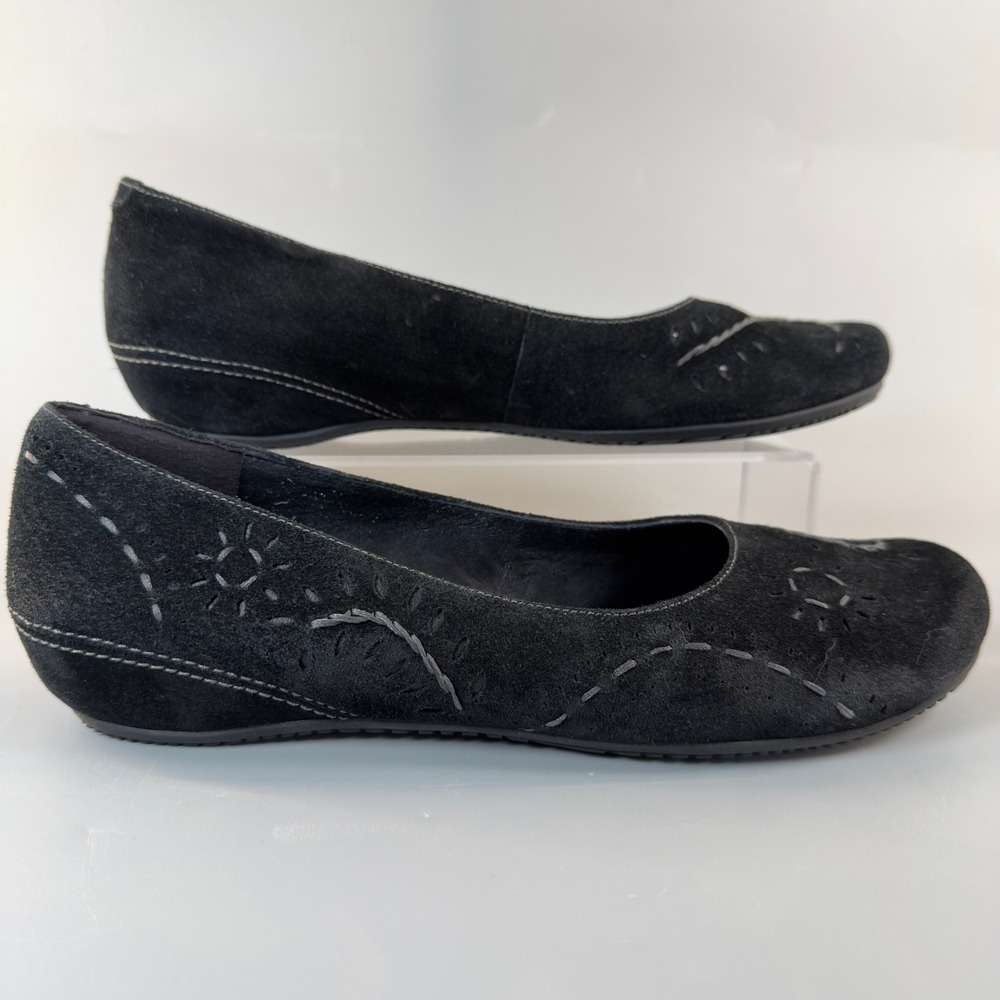 Ecco Ballet Flats US 6 - 6.5 6 1/2‎ EU 40 Suede Leather Black Slip On Shoe Heart